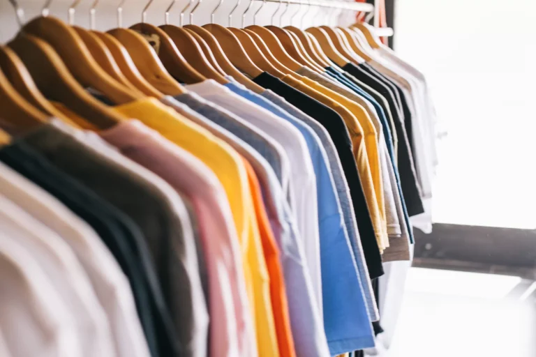 最強黑馬 SHEIN - 是什麼商模讓它超越 Uniqlo ?