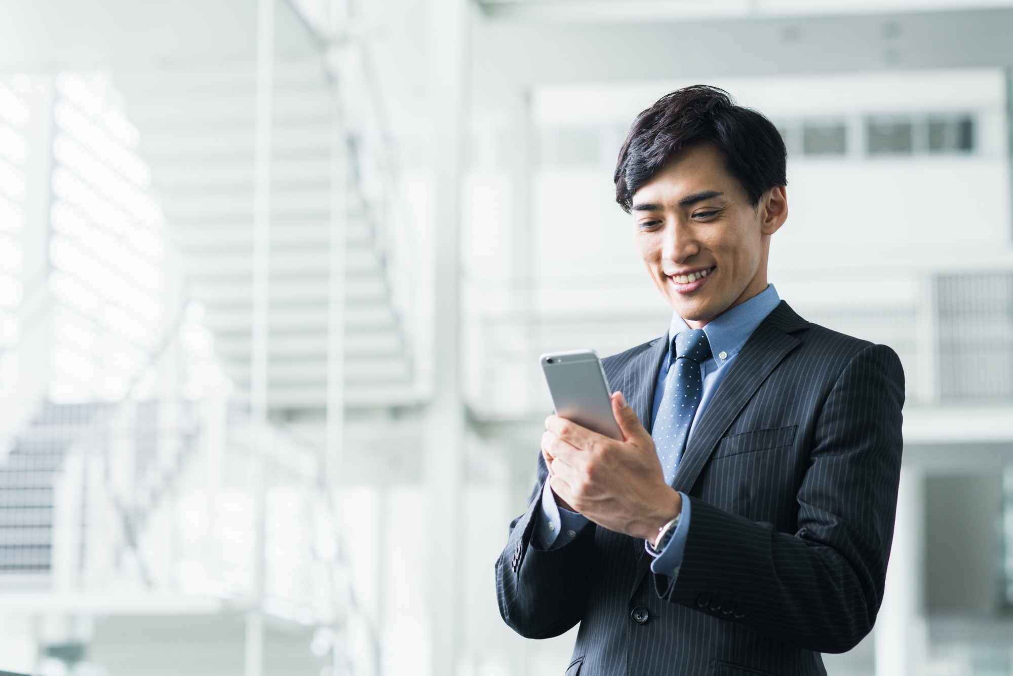 講師群合照或示意圖