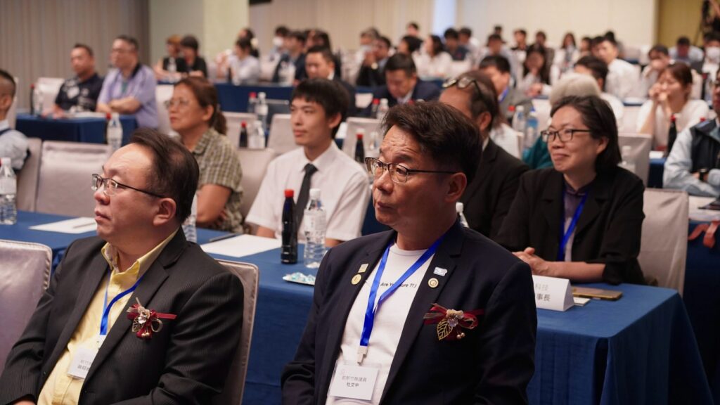 圖說：活動匯聚產、官、學界資深代表及熊本半導體供應鏈相關企業，共同交流台日產業合作、赴日布局與 跨境人才 發展等重要議題。(圖/中金院提供)
